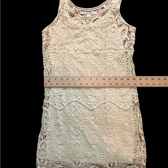 Lauren Conrad Dress - Picture 8 of 9